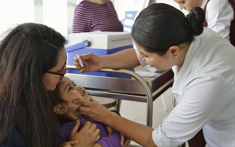 Vacunación infantil es vital para el desarrollo de niños y niñas: Isssteson