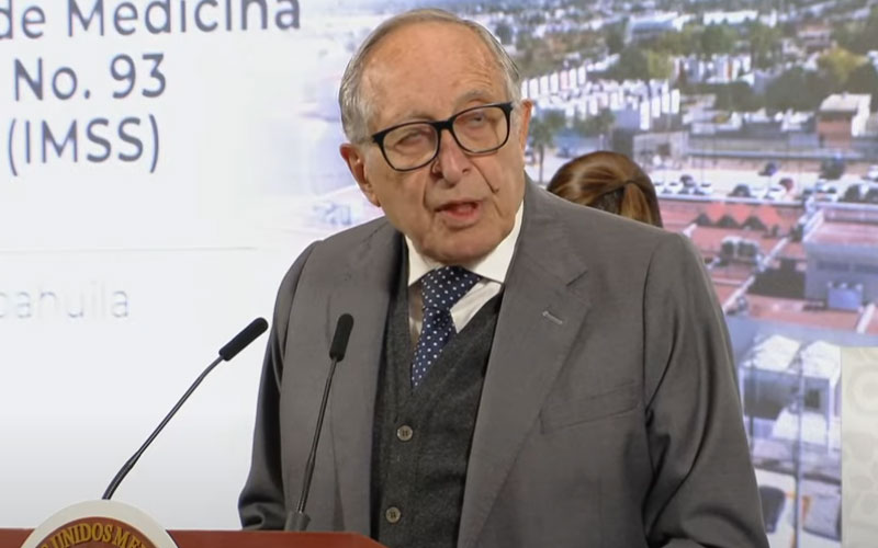 Niega David Kershenobich escasez de vacunas contra el sarampión