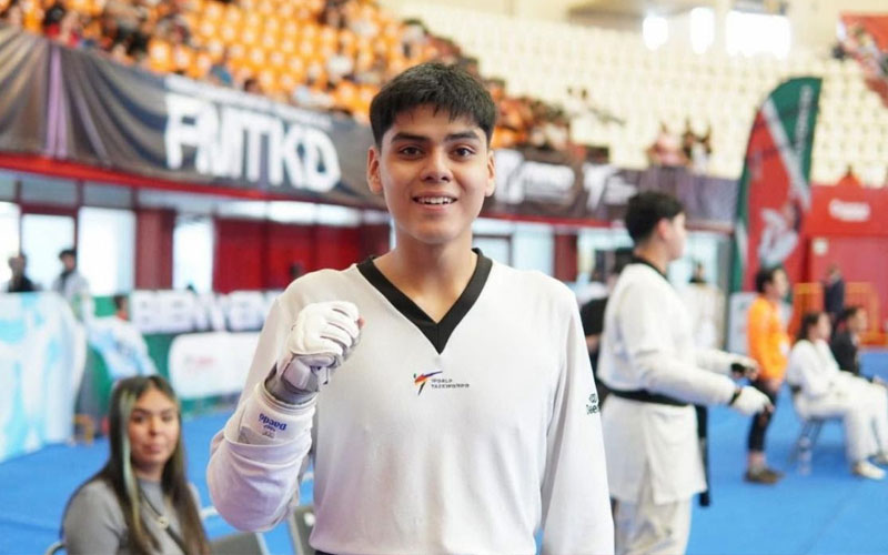 Rigoberto López, alumno del Cobach Sonora, conquista oro nacional en taekwondo rumbo a Dakar 2026