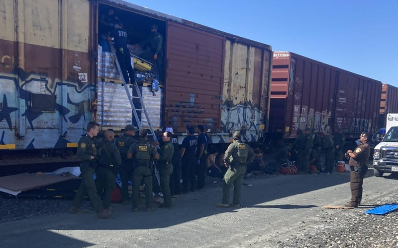 Acusan a 11 personas por muerte de seis migrantes en contenedor ferroviario en Texas