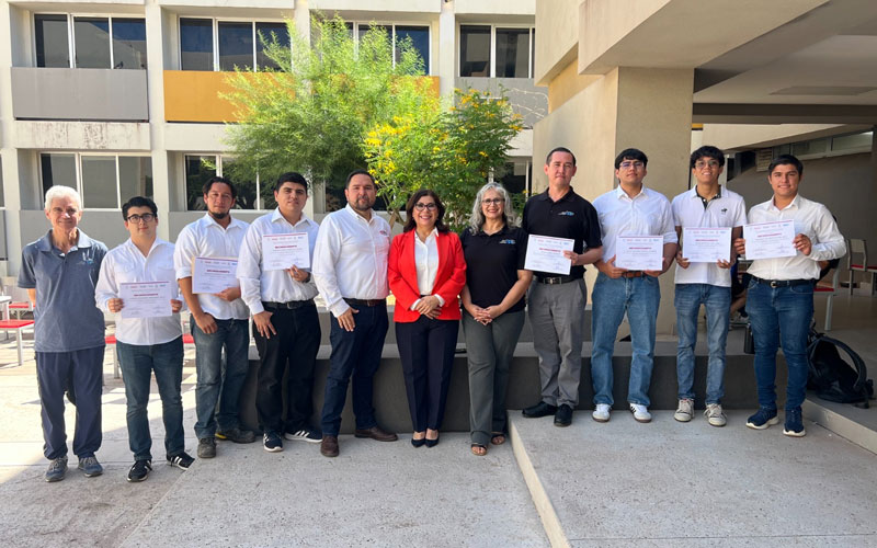 Jóvenes del Tecnológico de Cajeme presentan proyecto para modernizar la gestión de trámites notariales