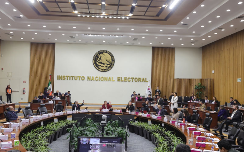 Reforma al Instituto Nacional Electoral recortaría salarios y ahorraría más de 94 mdp anuales