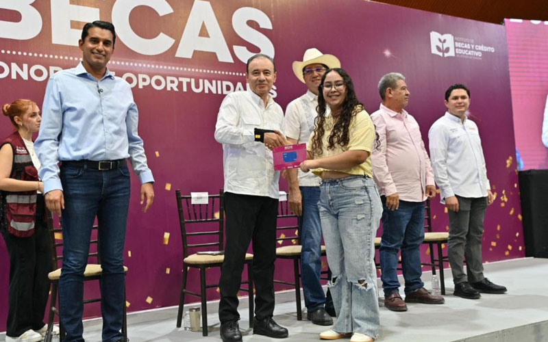 Impulsa Alfonso Durazo oportunidades para familias, estudiantes y productores del sur de Sonora en gira por Navojoa