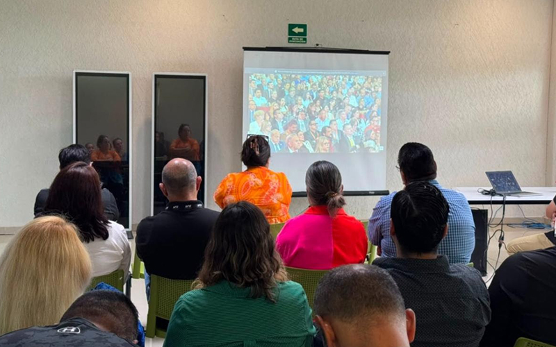 UTS participa en foro nacional sobre impacto de dispositivos digitales en niñas, niños y jóvenes