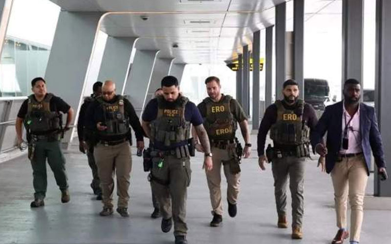 ICE registra cifra récord de arrestos migratorios en EU durante julio