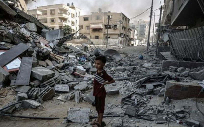 La palabra “genocidio” ya no puede evitarse, dice el escritor israelí David Grossman