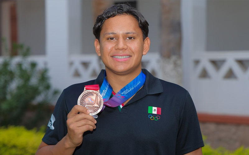 Medallista centroamericano de hockey sobre pasto retoma sus estudios de Derecho en la Unison