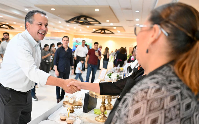 Maxi Apoyo capacita a más de 2 mil 900 personas para el autoempleo en Hermosillo