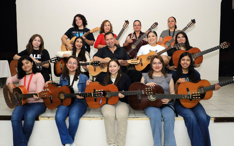Rondalla Femenil de la Unison celebra 30 años de música, tradición y reconocimientos
