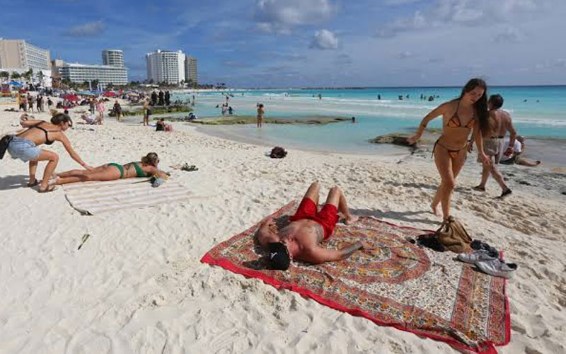 Turismo internacional hacia México cae 3.2% en julio y suma seis meses a la baja