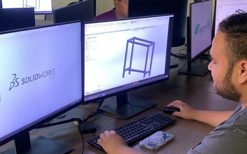 UT Guaymas impulsa talleres y conferencias sobre mecatrónica y aeronáutica para futuros ingenieros