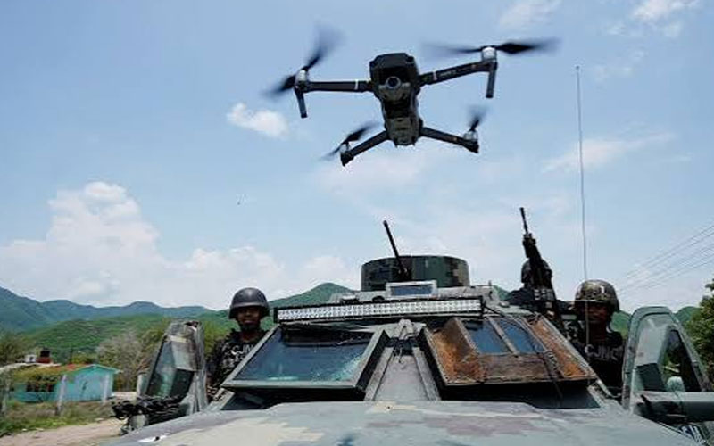 México despliega 165 equipos antidrones en la frontera norte, informa Defensa