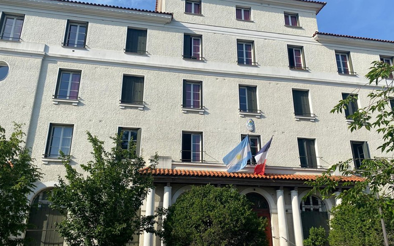 París pide investigar la gestión de la Casa de Argentina por polémicas bajo dirección de Santiago Muzio