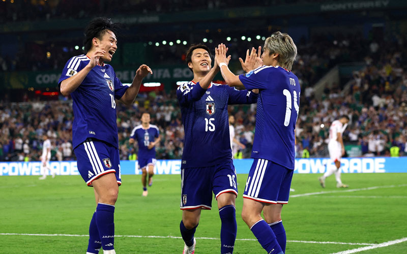 Japón golea a Túnez y queda a un paso de los dieciseisavos de final