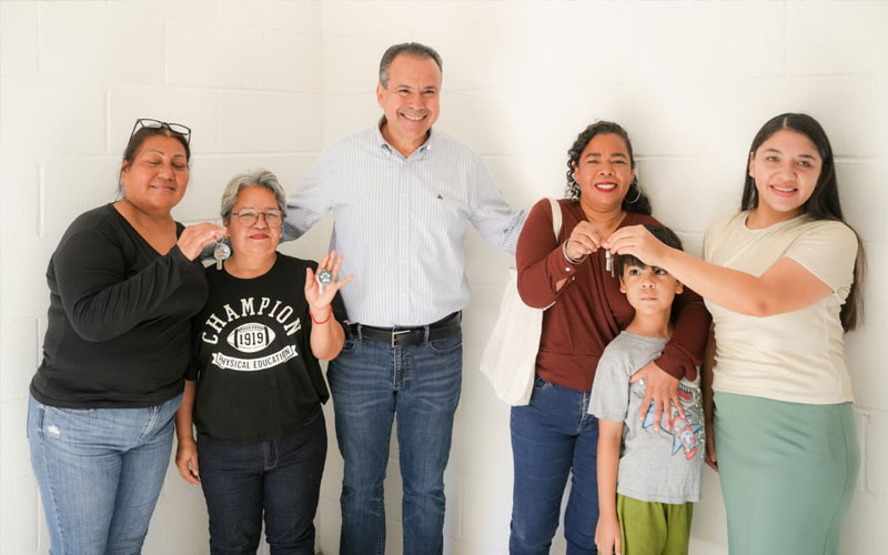 Entregan 159 cuartos adicionales a familias