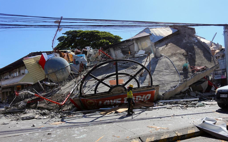 Sismo de magnitud 6.7 sacude costas de Filipinas; no reportan daños inmediatos