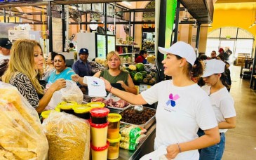 Refuerza SSPC prevención del delito entre comerciantes del Mercado Municipal