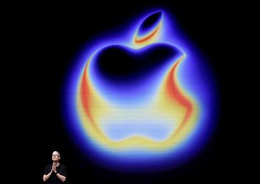 Apple enfrenta turbulencias internas en inteligencia artificial