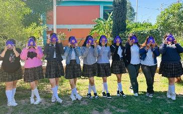 Entregan kits menstruales en Conalep