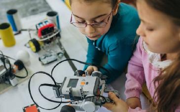Vacaciones de verano: ¿Vale la pena emprender en el sector infantil en México?