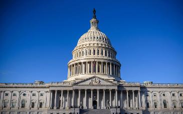 Senado de EU aprueba resolución que prohíbe a Trump realizar más ataques contra Venezuela