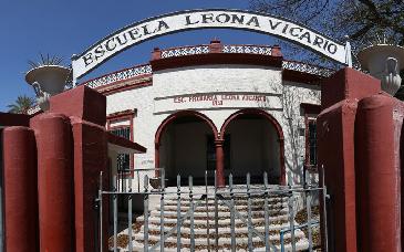 Primaria “Leona Vicario” seguirá siendo una escuela de educación básica: Aarón Grageda