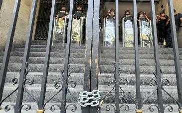 Campesinos y transportistas rompen diálogo con Gobernación y advierten nuevas protestas