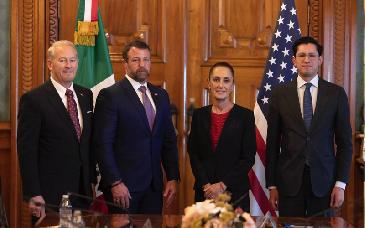 Sheinbaum acuerda mantener colaboración bilateral con funcionario de seguridad de EU