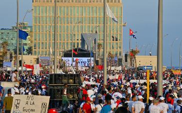 Donald Trump endurece sanciones y amenaza con acción militar contra Cuba; La Habana denuncia intento de dominación