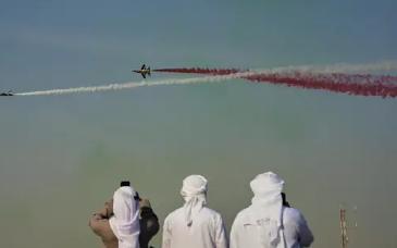 Tragedia en Dubái: avión Tejas se estrella en exhibición y deja un piloto muerto