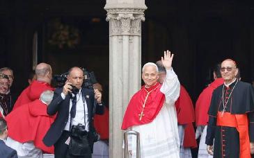 Papa León XIV llama a la unidad durante visita a Barcelona
