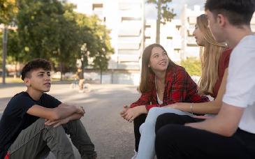 Pensar distinto sin romper el diálogo, una habilidad clave para convivir mejor