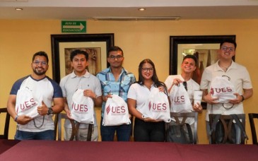 UES recibe a seis estudiantes de Colombia y Bolivia para el semestre 2026-2