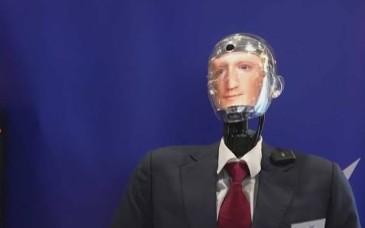 Robots humanoides protagonizan una inédita boda simbólica en Moscú