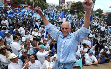 Nasry Asfura asume la presidencia de Honduras con apoyo de Trump y retos económicos clave