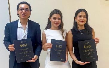 Estudiantes de UES Navojoa obtienen maestría con proyectos sobre hidrotecnologías en cultivo de agave