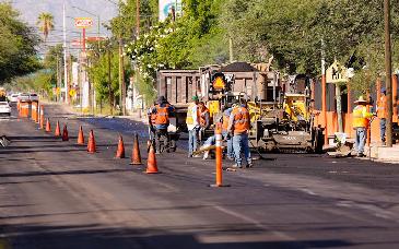 Refuerza Ayuntamiento mantenimiento en vialidades de alto flujo en distintos puntos de Hermosillo