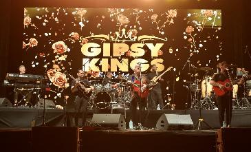 Gipsy Kings reúne a 12 mil asistentes en las Fiestas del Pitic 2026