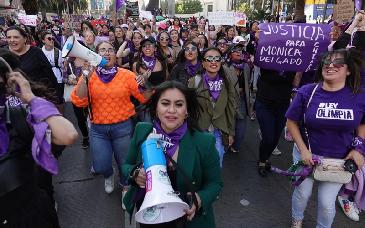 Sheinbaum celebra marcha del 25N y afirma compromiso para erradicar la violencia contra las mujeres