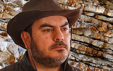 Arturo Barrón impulsa Geology 101, proyecto que acerca la geología a miles en redes sociales