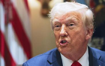 Trump reconoce esfuerzo de México al reforzar seguridad fronteriza