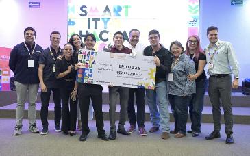 Suma esfuerzos y talento Toño Astiazarán para impulsar a jóvenes emprendedores en Smart City Hackaton