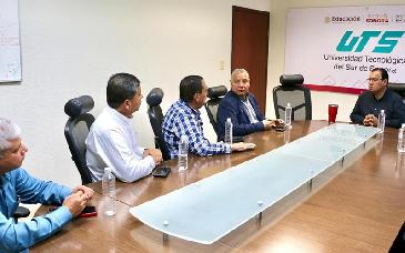 UTS y UTH desarrollan estudio para nuevas carreras y fortalecer producción agropecuaria