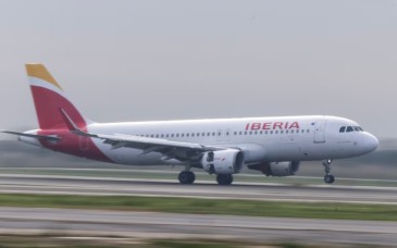 Iberia extiende hasta junio de 2027 la suspensión de vuelos entre España y Cuba