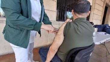 Salud Sonora mantiene centros de vacunación gratuitos en Hermosillo contra influenza, Covid-19 y otras enfermedades