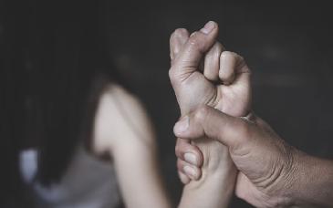 Alerta en México: 13% de mujeres jóvenes sufrió violencia sexual en la infancia, revela informe de la OPS y Unicef