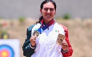 Alejandra Valencia conquista tres oros y hace historia en Santo Domingo 2026