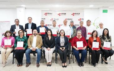 Celebra Itesca 29 años de historia con ceremonia de reconocimiento a la permanencia laboral