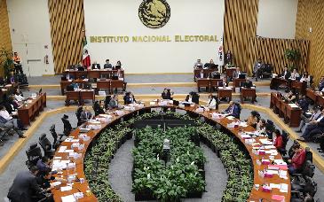 Amplían lista de candidatos al INE: agregan 16 perfiles y llega a 410 aspirantes