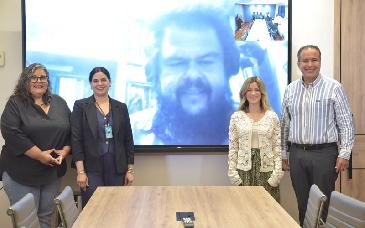 Entrega Toño Astiazarán Premio Nacional de Poesía Alonso Vidal